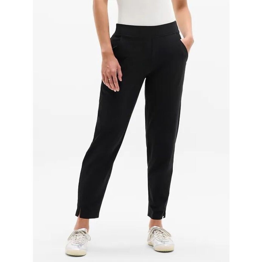 Athleta Brooklyn Mid Rise Ankle Pant in Black Size 12